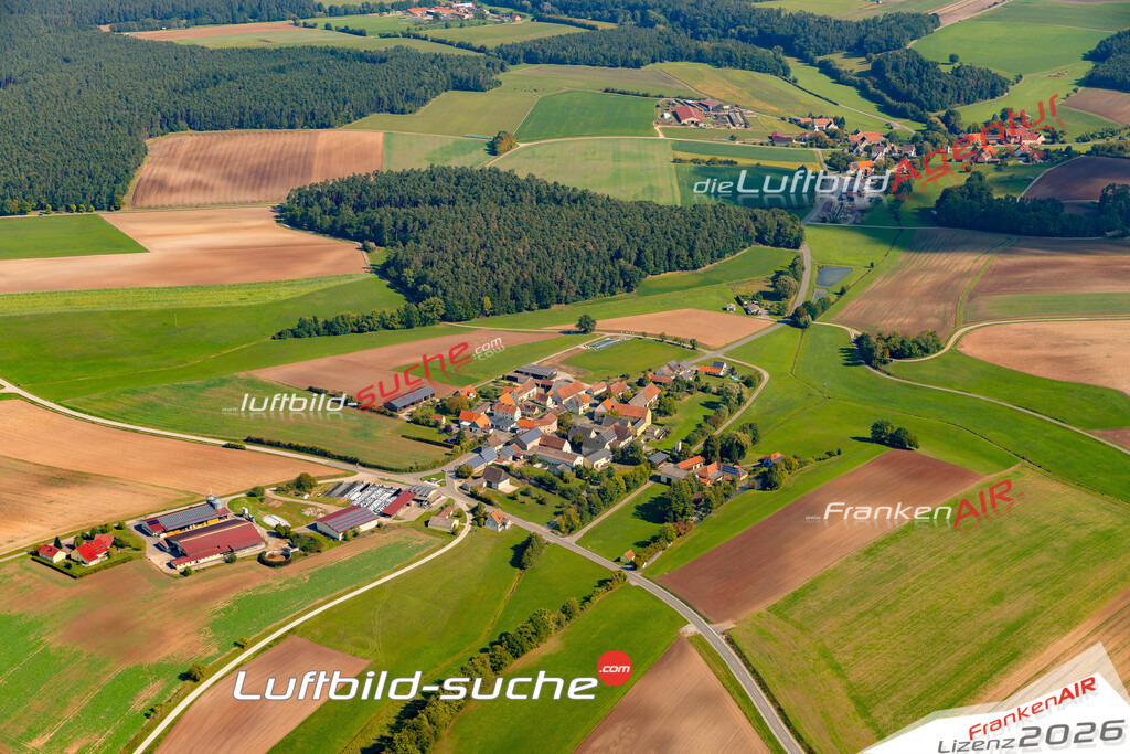 Klausaurach Markt Erlbach Bild- Das Luftbild wurde 2025 vom UL-Flugzeug heraus erstellt ( keine Drohne ) - Hochauflösende Luftaufnahme -Nicht vergleichbar mit Google Maps oder Satelittenbilder- Die Geschenkidee !Mit Lizenz und Bildrechte bestellbar