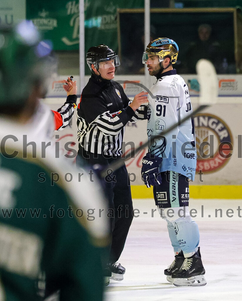 2026-01-06_114_TSV_Erding_gegen_EV_Lindau_Islanders | Erding, Deutschland, 06.01.2026:Eishockey, Oberliga Süd 2025 / 2026, 35. Spieltag, TSV Erding gegen EV Lindau Islanders, Endergebnis: 2:5Zan Jezovsek (EV Lindau Islanders, #91)Foto: Christian Riedel / fotografie-riedel.net