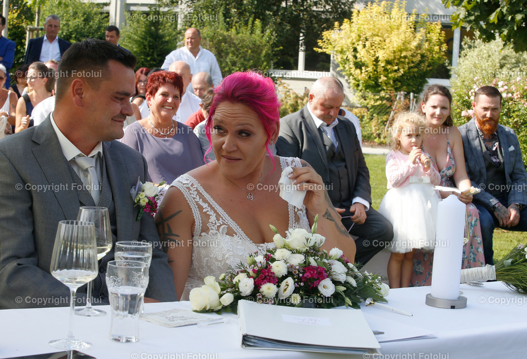 KERSTINFREDYHOCHZEIT_260822_46 | bilder, linz, photo, foto, fussball, sport, fotolui, bundesliga