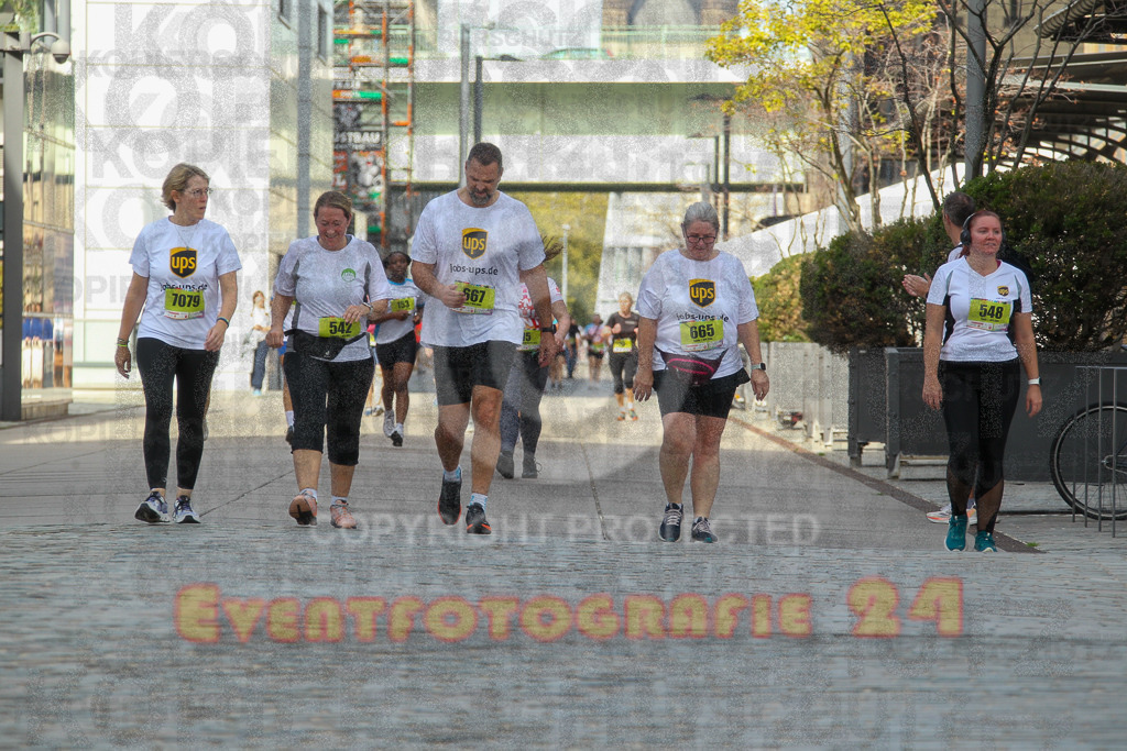 250920_1345_EV4_6622 | Sportfotografie im Rhein-Sieg Kreis, Köln, Bonn, NRW, Rheinland Pfalz, Hessen, etc. Unser Tätigkeitsfeld umfasst den Laufsport vom Volkslauf über den Marathon, Duathlon, Triathon bis zum Ultralauf wie Kölnpfad Ultra oder Schindertrail.