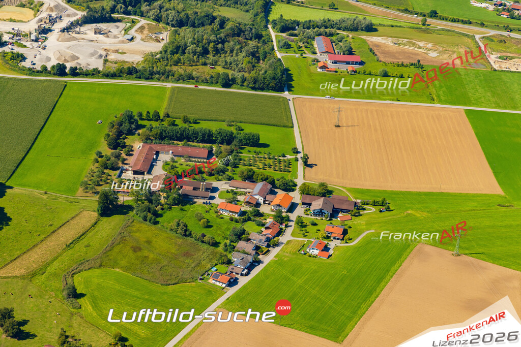 Langensbach Grabenstätt Bild- Das Luftbild wurde 2025 vom UL-Flugzeug heraus erstellt ( keine Drohne ) - Hochauflösende Luftaufnahme -Nicht vergleichbar mit Google Maps oder Satelittenbilder- Die Geschenkidee !Mit Lizenz und Bildrechte bestellbar