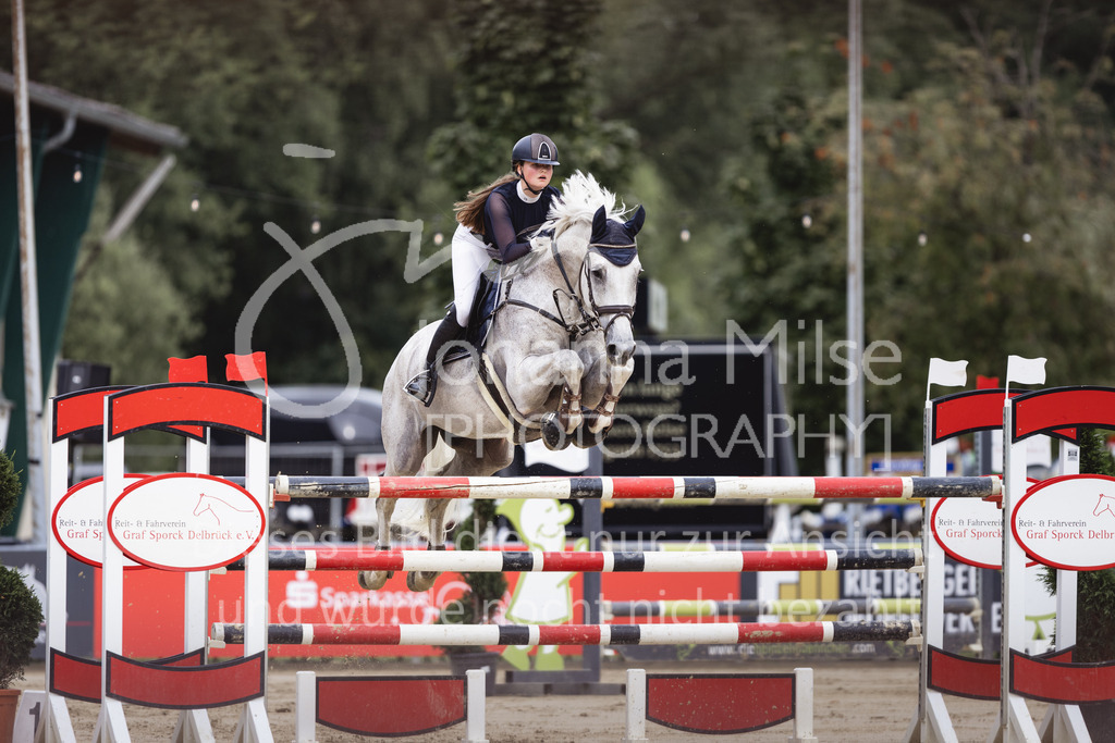 230824_Delbrueck_AmateurM2-210 | Deine schönsten Turniermomente als professionelle Fotos! Entdecke hochwertige Pferdesport-Fotografie im Online-Shop. Jetzt Fotos finden & bestellen!