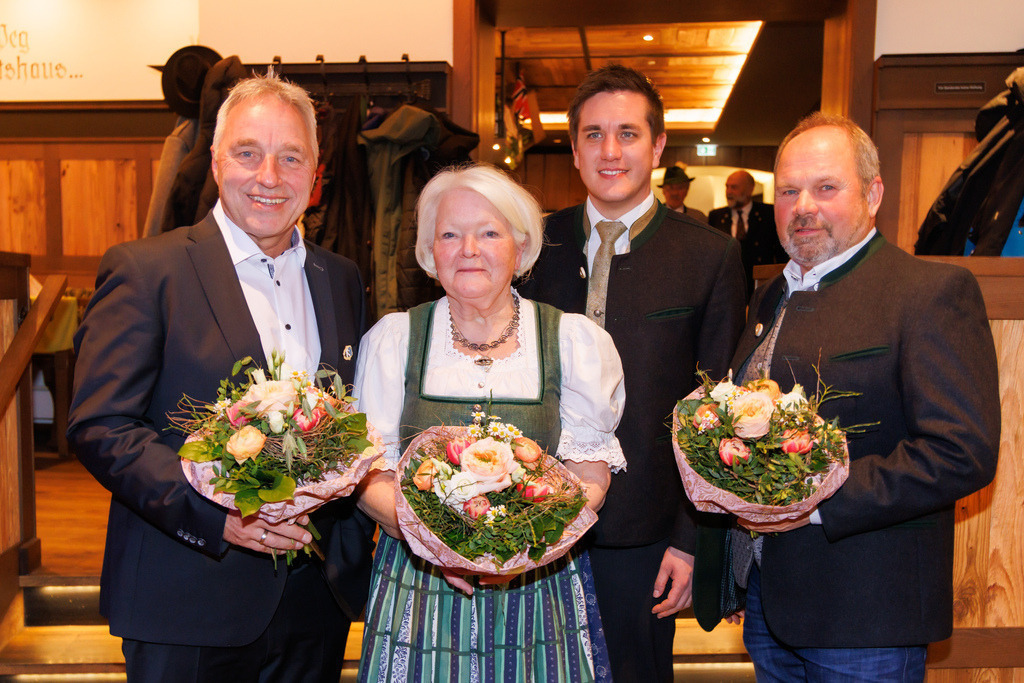 GT2A1796 | ap-design // andreas plenk - Realisiert mit Pictrs.com