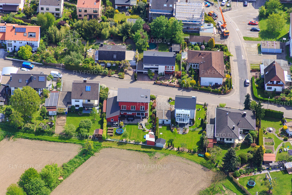 Luftbild: Konrad-Adenauer-Ring in Hagenbach im Bundesland Rheinland-Pfalz in Deutschland. Foto: IMG_078537.jpg vom 08.05.2015 durch Werner Riehm/FLY-FOTO.de