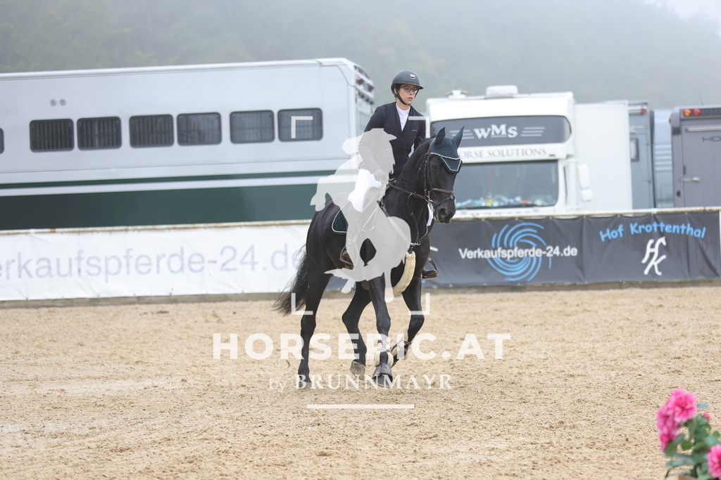 0P6A0854 | Willkommen bei Brunnmayr - Design & Fotografie – Ihrem Spezialisten für Reitturniere und Pferdeveranstaltungen in Oberösterreich, Salzburg und Bayern! Seit über 17 Jahren sind wir leidenschaftlich dabei.
