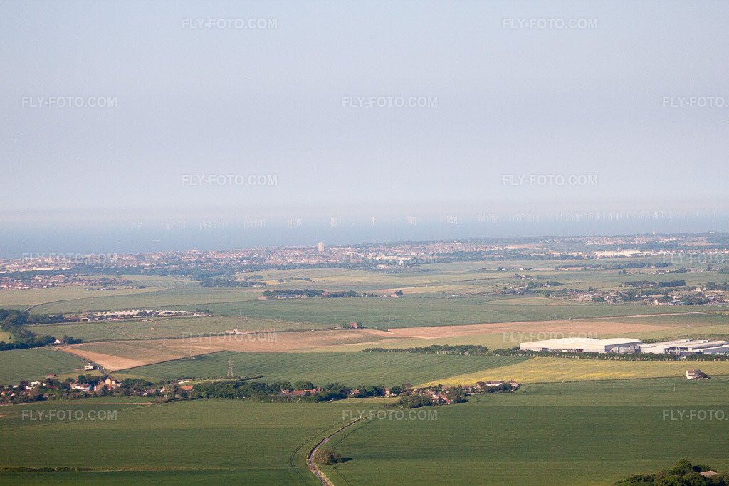 Aerial view: View of the town in Monkton in the state England, Great Britain. – Photo: IMG_50457.jpg taken on 05/27/2012 by Werner Riehm/FLY-FOTO.com – Resolution of the original: 4752 x 3168 px