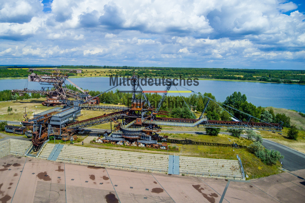 Ferropolis-0038 | Ferropolis - Stadt aus Eisen - Realisiert mit Pictrs.com