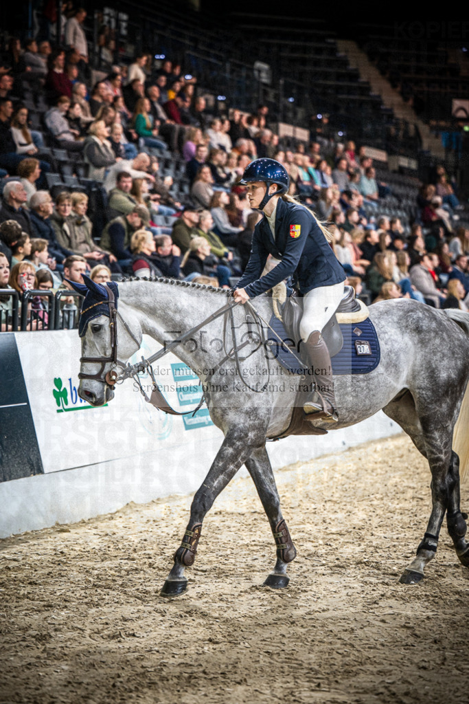 DOS_1025 | Entdecke hochwertige Reitturnierfotos von Foto Oger. Professionell, emotional und authentisch – jetzt Lieblingsmomente im Shop bestellen.Deutschlandweite Turnierfotografie. - Realisiert mit Pictrs.com