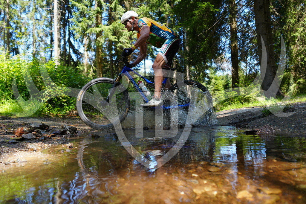 FC604562 | Fotogalerie der Treibjagd im Dunkelwald - Dein MTB Etappenrennen im Erzgebirge - Realisiert mit Pictrs.com