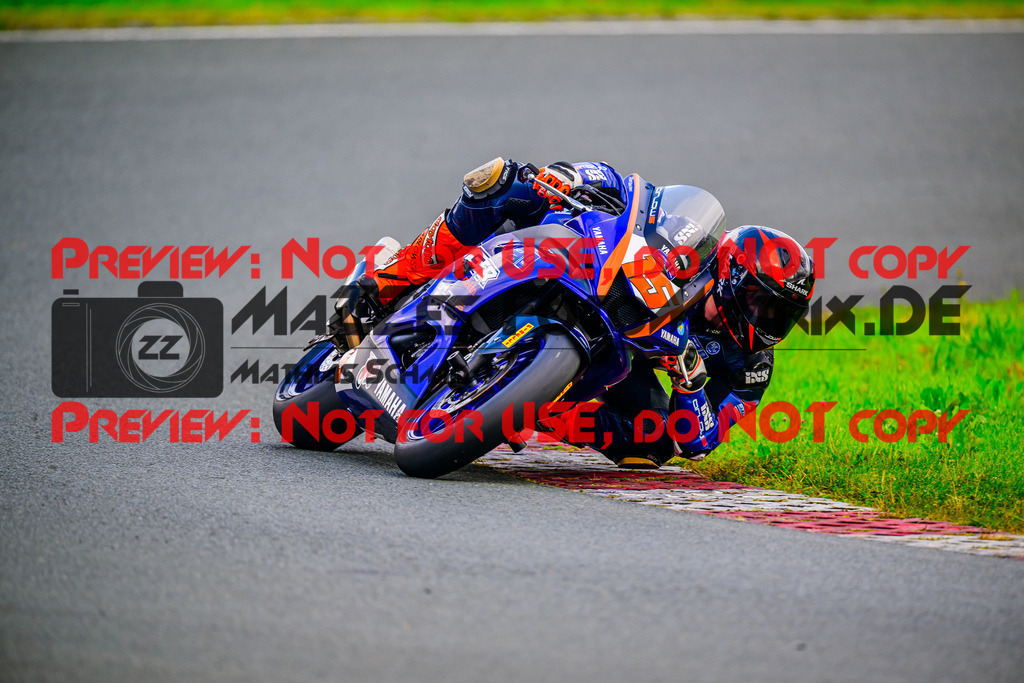 MaZZes_FotoMatrix_240728_6007705_3173 | R7