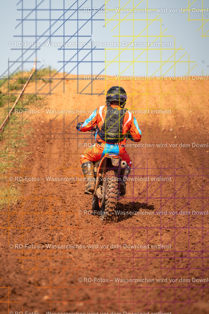Wolfshausen 4 Lauf -1096 | Sportfotografie von RO-Fotos: Motorsport, Motocross, Enduro, Laufveranstaltungen und Triathlon. Professionelle Fotos von Sportlern und Events. - Realisiert mit Pictrs.com