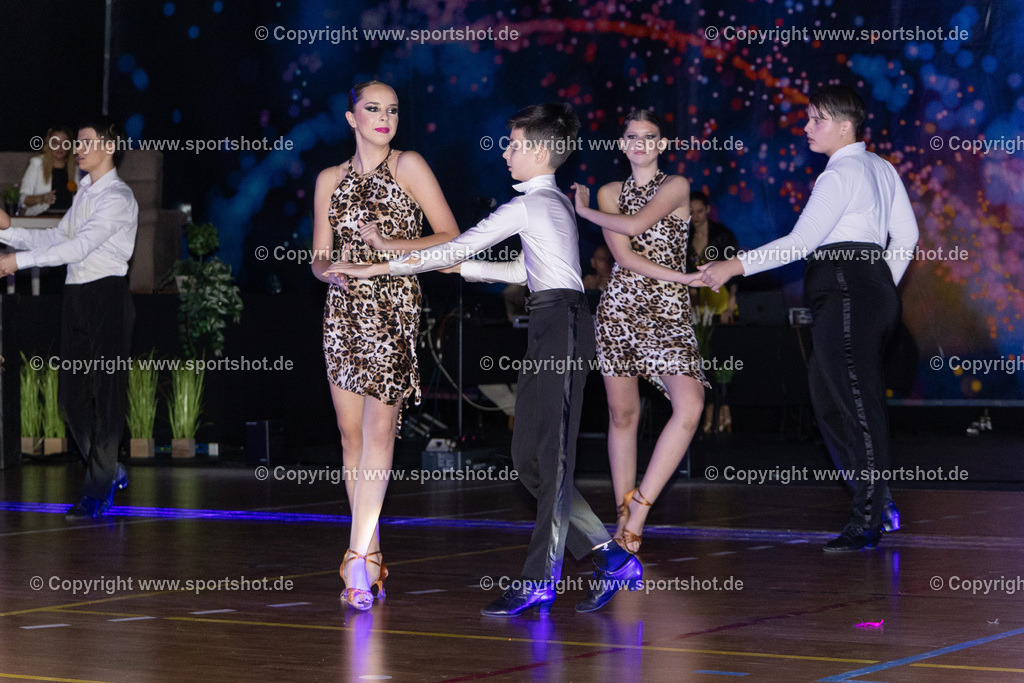 AR6_0536 | Rund um das Thema Sport-Event-Fotografie & individuelle Teilnehmerfotos. Jeder Teilnehmer wird fotografiert.