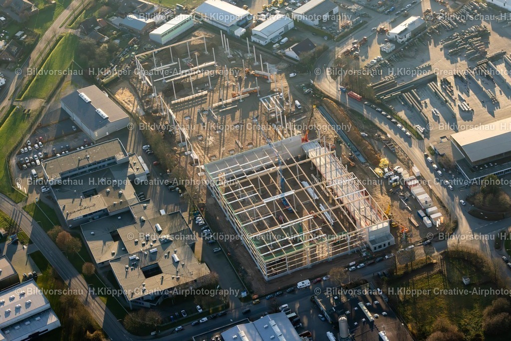 Luftbilder Mackenstein-8021 | Luftbildfotografie Baustelle zum Neubau eines Gebäudekomplexes auf dem Gelände des Logistikzentrums der Aconlog Projektentwicklung GmbH an der Straße Industriering in Mackenstein im Bundesland Nordrhein-Westfalen, Deutschland. - Realisiert mit Pictrs.com