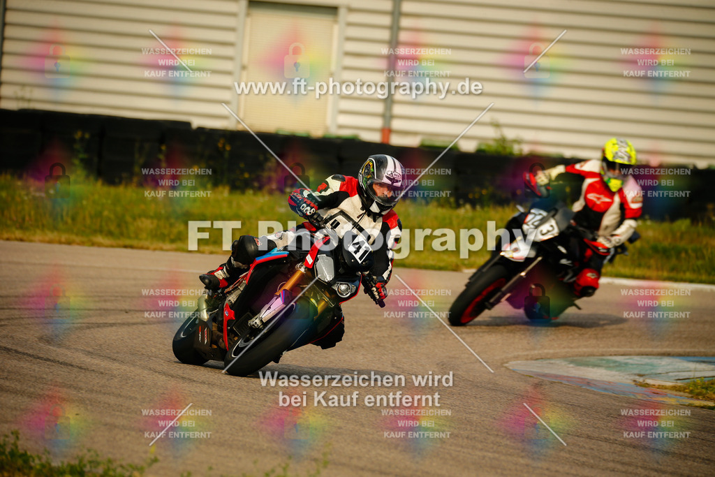 _MOT5080 | Hier findet Ihr Bilder von Touristenfahrten auf der Nürburgring Nordschleife oder von anderen Veranstaltungen die ich besucht habe. Viel Spass beim Durch Schauen 