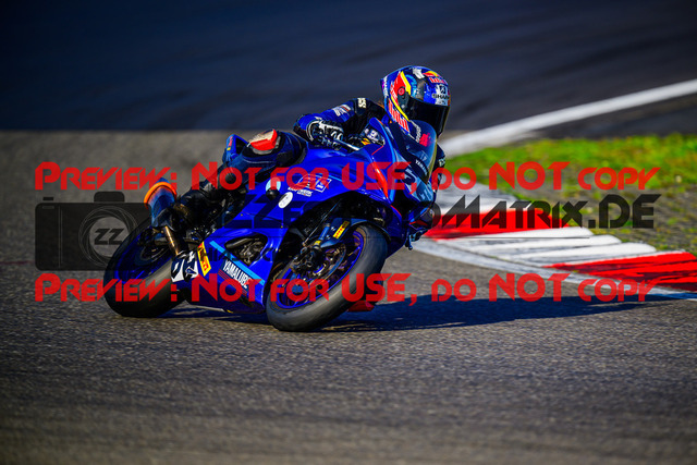 MaZZes_FotoMatrix_240831_6007705_2151 | R7