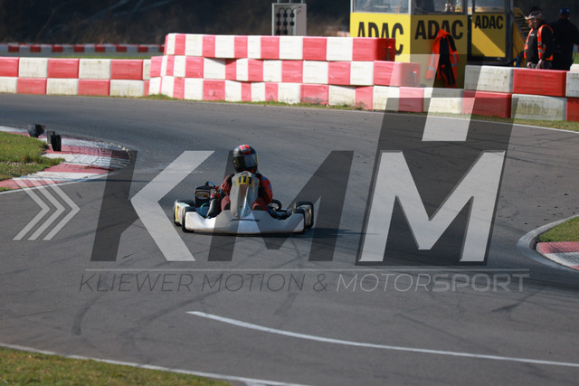 0DKP2141 | Kliewer Motion & Motorsport - Realisiert mit Pictrs.com