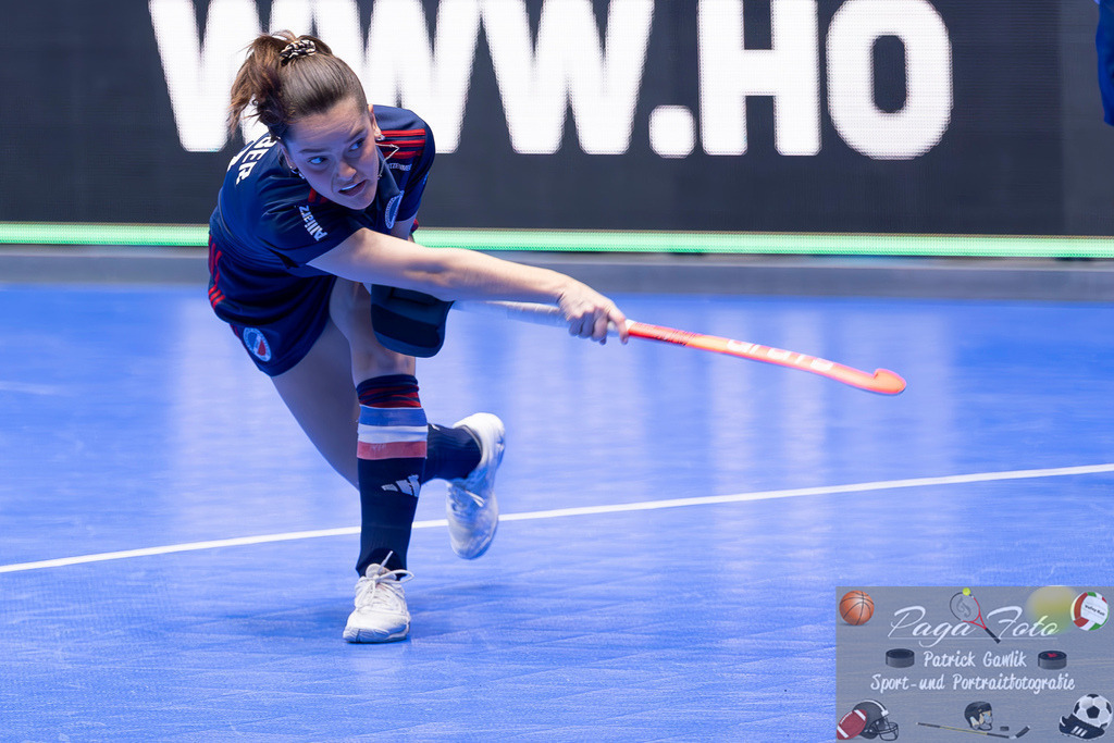 Volvo E.R.B. Final 4 Finale Frauen: Berliner HC - Mannheimer HC, 26.01.2025 | .m6, beim Schuss eines Balls, Berliner HC - Mannheimer HC, Frankfurt, Süwag Arena, 26.1.2025 - Realisiert mit Pictrs.com