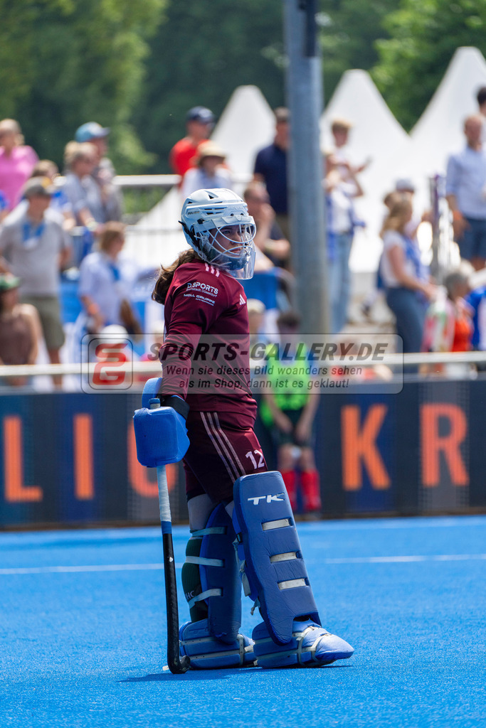 Final4_20250531-1329-HK107689 | Krefeld, Deutschland, 31.05.2025:  Feldhockey Final4 2025 – „Deutsche Feldhockey-Meisterschaften 2025“ im Gerd-Wellen-Hockeyanlage am 31.05.2025 in Krefeld, Deutschland. (Foto von Kramhöller/Fehrmann/Kaste)Krefeld, Germany, 31.05.2025: Feldhockey Final4 2025 – „Deutsche Feldhockey-Meisterschaften 2025“ in Gerd-Wellen-Hockeyanlage at 31.05.2025 in Krefeld, Deutschland. (Foto from Kramhöller/Fehrmann/Kaste)