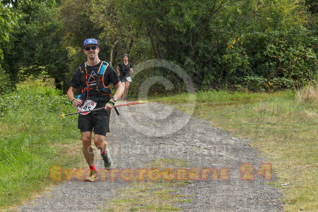 250830_1403_EV4_4295 | Sportfotografie im Rhein-Sieg Kreis, Köln, Bonn, NRW, Rheinland Pfalz, Hessen, etc. Unser Tätigkeitsfeld umfasst den Laufsport vom Volkslauf über den Marathon, Duathlon, Triathon bis zum Ultralauf wie Kölnpfad Ultra oder Schindertrail.