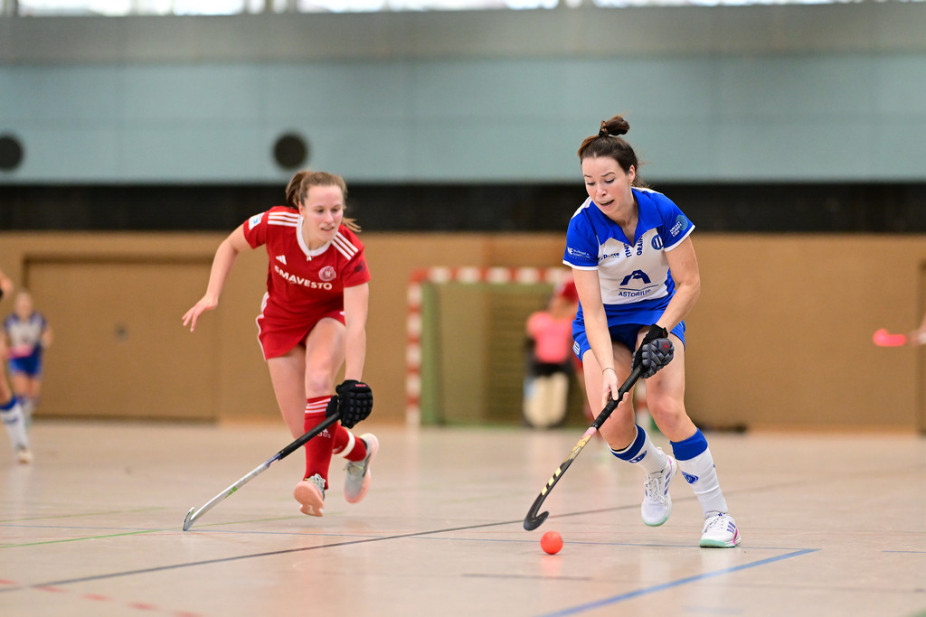 Hockey I Frauen I Halle 2024-2025 I 1. Bundesliga Nord I 5. Spieltag I Großflottbeker THGC - Bremer HC | Der Sportfotograf. - Realisiert mit Pictrs.com