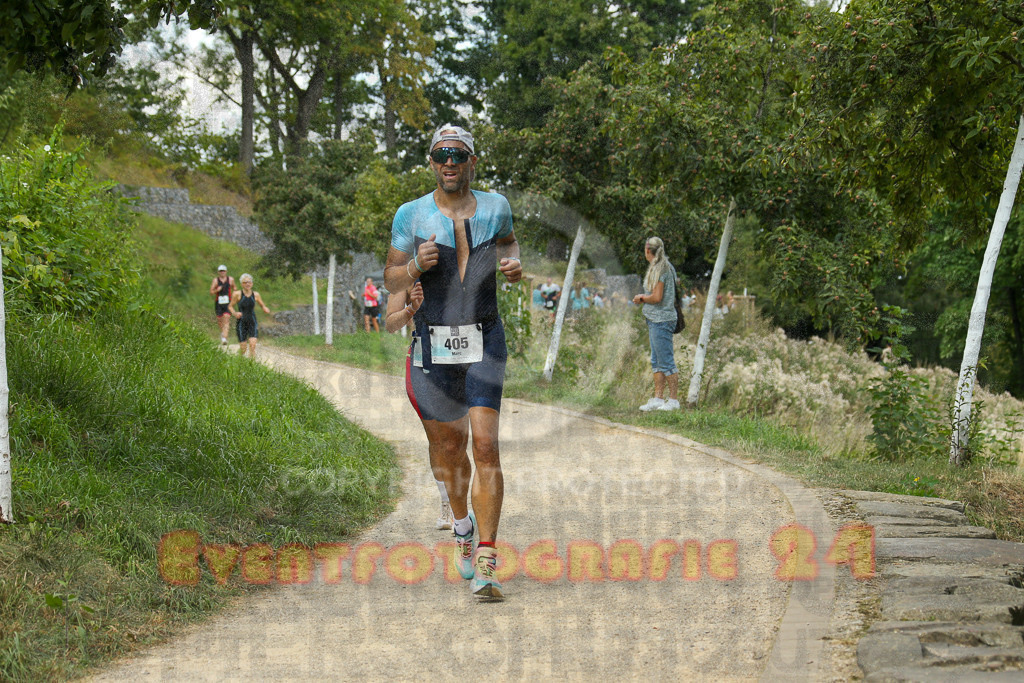 250824_1347_EX1_3701 | Sportfotografie im Rhein-Sieg Kreis, Köln, Bonn, NRW, Rheinland Pfalz, Hessen, etc. Unser Tätigkeitsfeld umfasst den Laufsport vom Volkslauf über den Marathon, Duathlon, Triathon bis zum Ultralauf wie Kölnpfad Ultra oder Schindertrail.