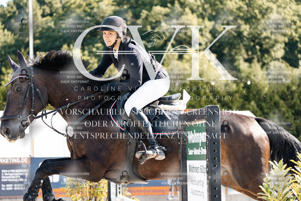 CK907581 | Turnierfotografie Pferdefotografie Trier Rheinland-Pfalz Pferdesport Reitsport Tierfotografie Sportfotografie Pferdevideo Pferdevideografie Equestrianvideography equestrianphotography  - Realisiert mit Pictrs.com