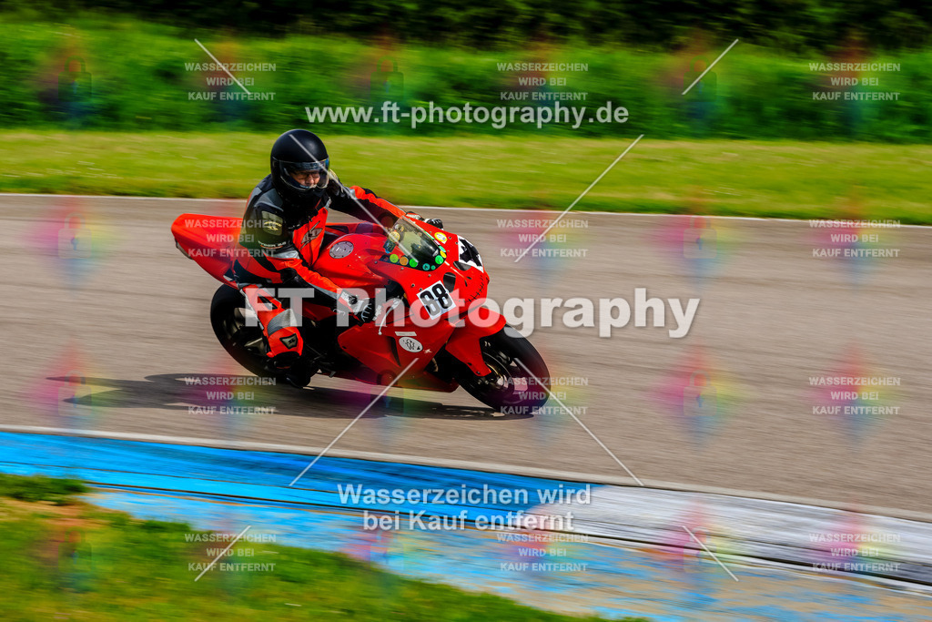 MotoTeam-9253 | Hier findet Ihr Bilder von Touristenfahrten auf der Nürburgring Nordschleife oder von anderen Veranstaltungen die ich besucht habe. Viel Spass beim Durch Schauen 