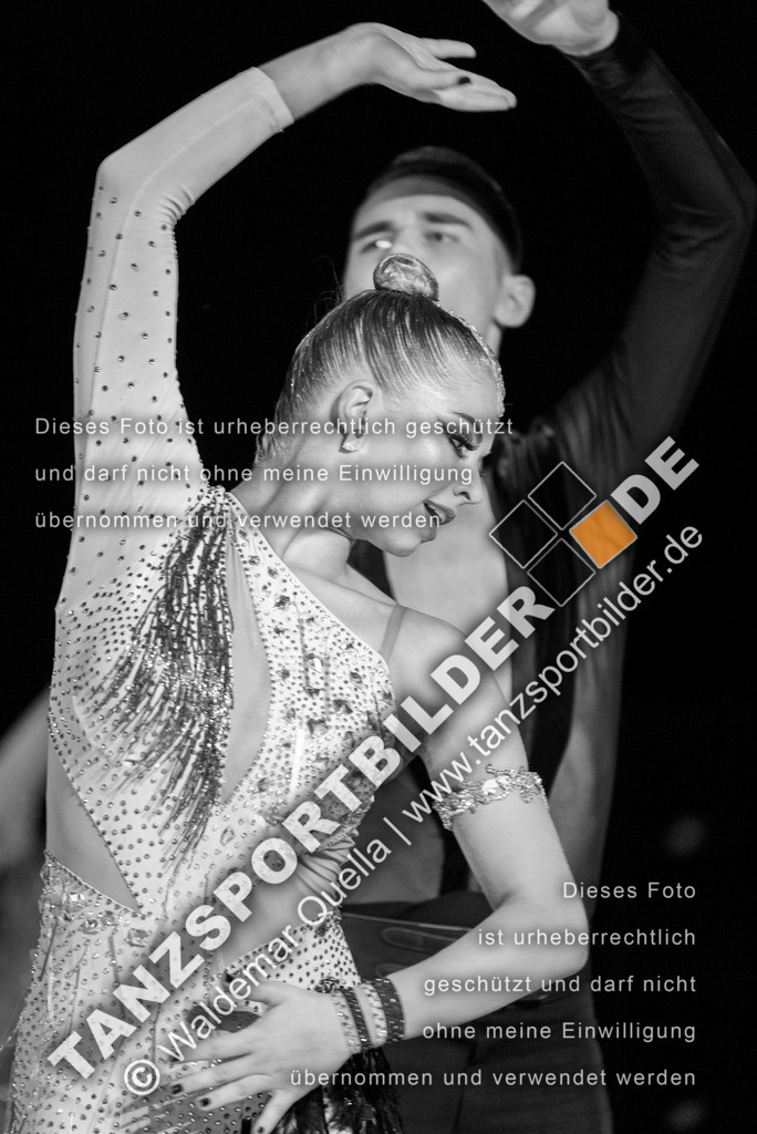 20250503-11188 | Hier finden Sie Tanz Bilder vom Latein und Standard Formationen tanzen. Sportbilder vom Tanzsport. Schöne Fotos und von Weltmeisterschaft, Europameisterschaft, Bundesliga, Regionalliga, Oberliga und Landesliga sowie von GOC Stuttgart, DanceComp, WM Bremen