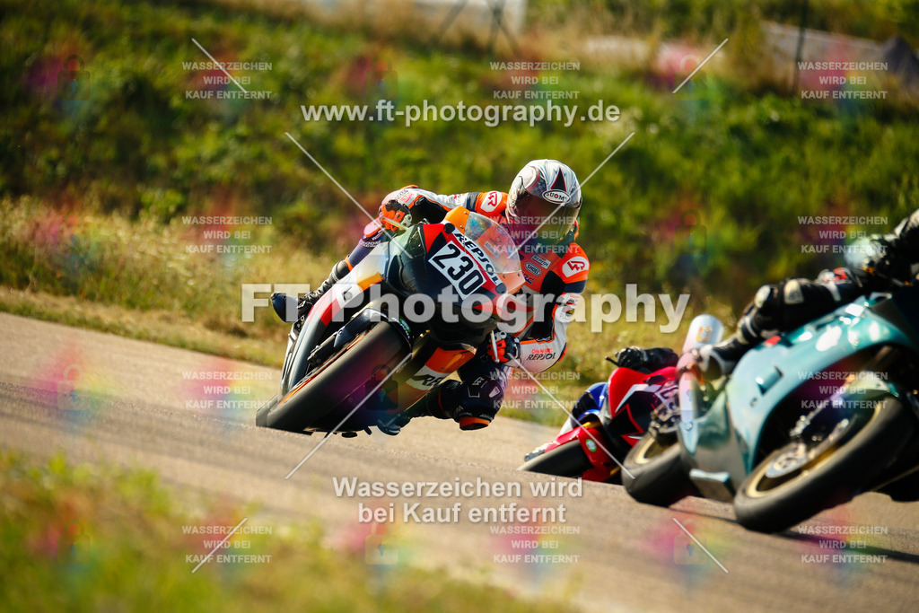 _MOT6033 | Hier findet Ihr Bilder von Touristenfahrten auf der Nürburgring Nordschleife oder von anderen Veranstaltungen die ich besucht habe. Viel Spass beim Durch Schauen 