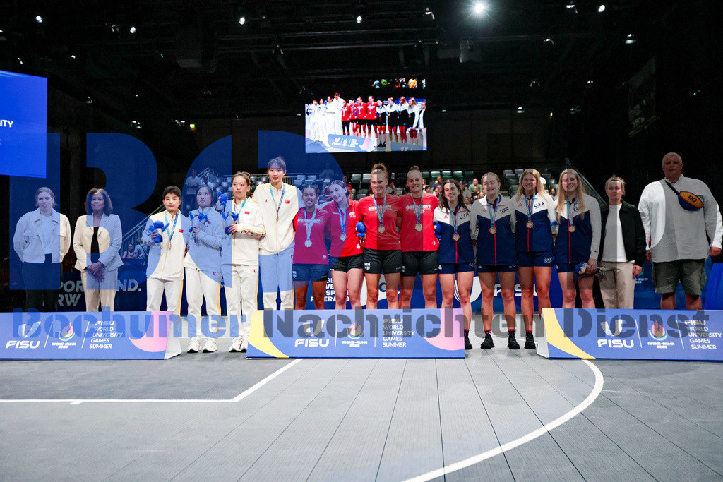 SES_RRG3x320250720-303 | bond - Realisiert mit Pictrs.com