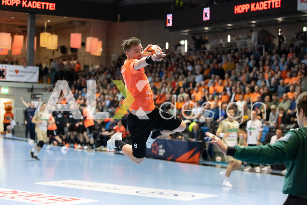 Handball I Herren I Saison 2025-2026 I EHF EUROPEAN LEAGUE 2025/26 | Men I Main Round I 2. Spieltag I Kadetten Schaffhausen - TSV Hannover-Burgdorf I 24.02.2026 | 6 Odinn Rikhardsson (IS) (Kadetten Schaffhausen) – Flügel rechts - Realisiert mit Pictrs.com