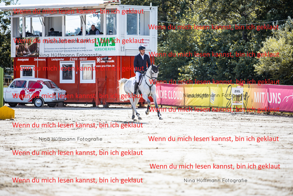 BK1A4985 | Turnierbilder Turnierfotos Nina Hüffmann Turnierfotografie Pferdefotografie Tierzeichnung Haustierzeichnung Pferdezeichnung Hundezeichnung Videograf  - Realisiert mit Pictrs.com