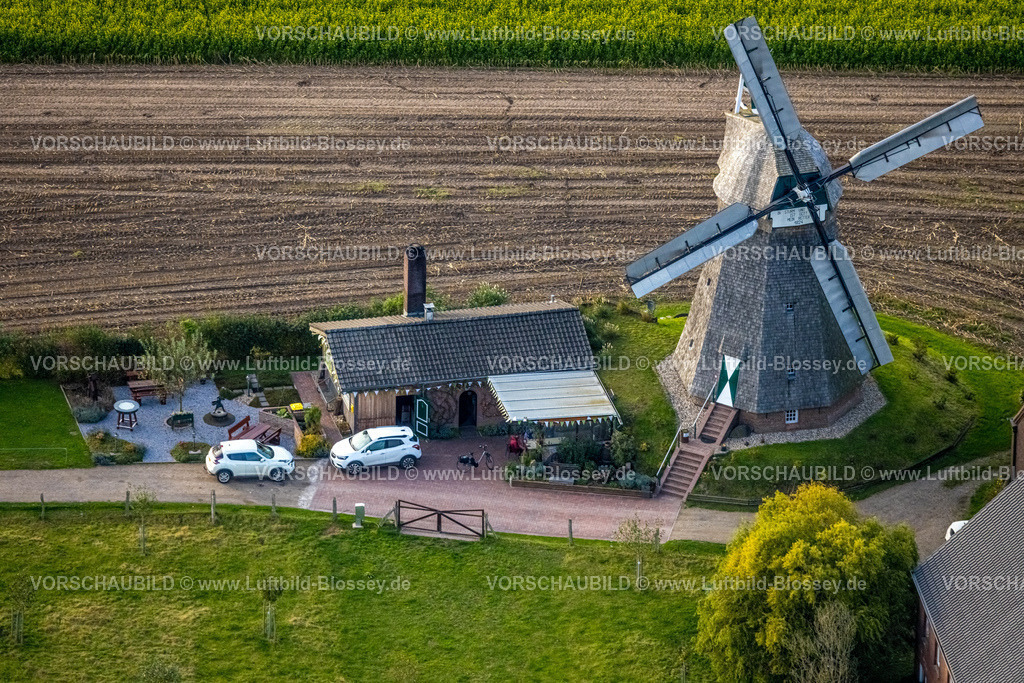 Kranenburg241014834 | Luftbild, Alte Mühle Donsbrüggen Mühlen-Museum e.V., Mehrer Straße, Donsbrüggen, Kleve, Niederrhein, Nordrhein-Westfalen, Deutschland