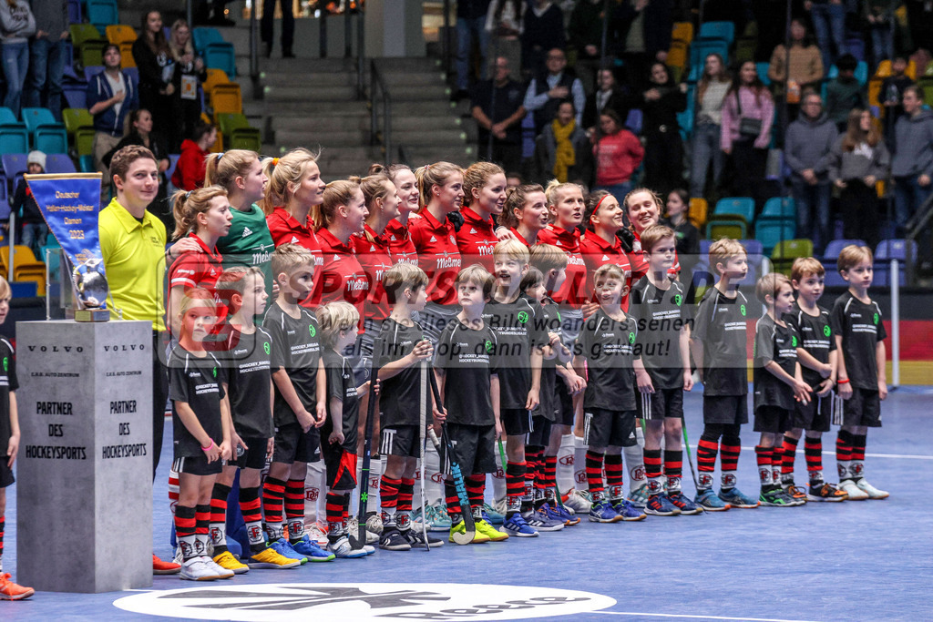 MJ_20230204-DHC-Alster-Finale W-9 | Düsseldorfer HC - Der Club an der Alster am 5.2.2023 in der Ballsporthalle, Frankfurt am Main