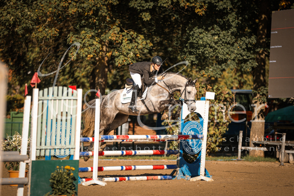 09.SaSpA200022 | Leoni Ertmer Photography - Realisiert mit Pictrs.com