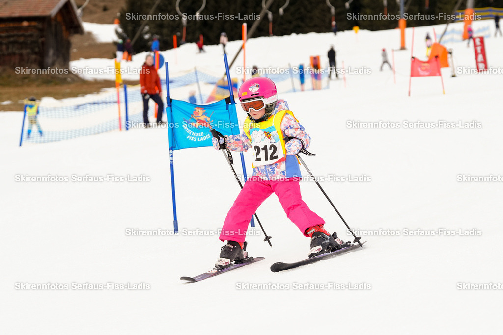 SRF_02.01.2026_0271 | Skirennfotos,Serfaus,Fiss,Ladis,Kinderskirennen,Winter,Tirol,Oberland,skirace,SFL,feelfree,weil wir's genießen,ski,Ski,skifahren,Sonnenplateau, - Realisiert mit Pictrs.com