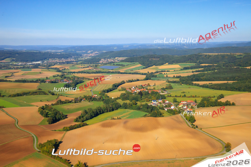 Die Luftaufnahme Weides - Küps wurde vom UL-Flugzeug (keine Drohne) aus fotografiert.Hohe Druck- Auflösung-die Geschenkidee!