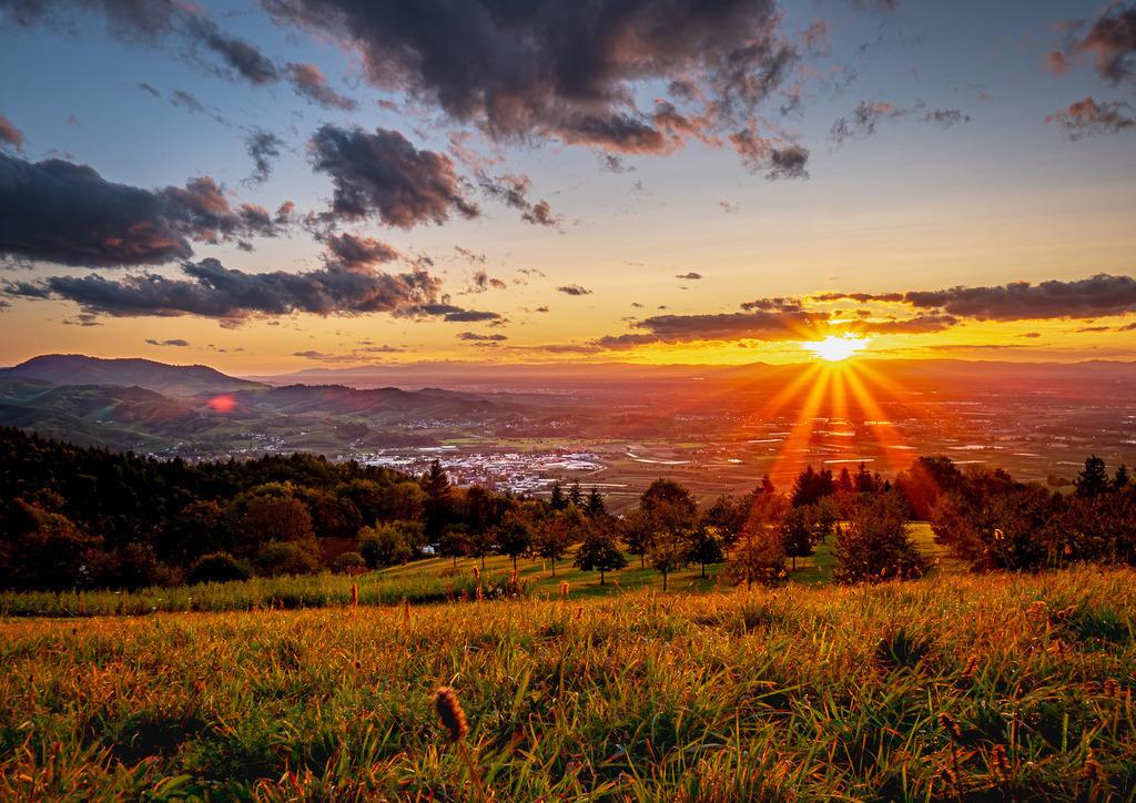 MPI_Sunset_0030 | Sonnenuntergang auf der Schwend bei Waldulm - Realisiert mit Pictrs.com