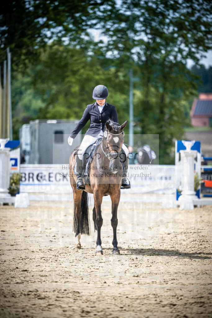 DOS_1064 | Reitturnier Venne - Realisiert mit Pictrs.com