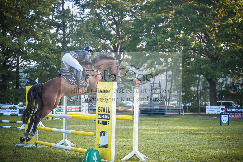 DOS_0128 | Entdecke hochwertige Reitturnierfotos von Foto Oger. Professionell, emotional und authentisch – jetzt Lieblingsmomente im Shop bestellen.Deutschlandweite Turnierfotografie. - Realisiert mit Pictrs.com