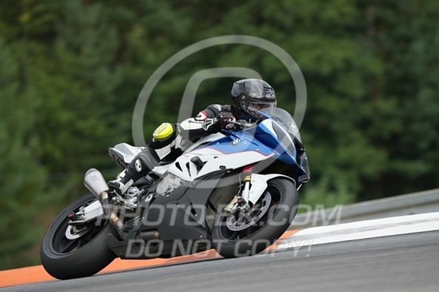 2024_08_02_PBK_15441 | Sportfotografie; SlowMotion; Video; Rennstrecke; Hafeneger; Speer; Racing; RSE; BMW; CBO; Trackday; Motorsportarena; Hockenheimring; Brno; Most; Barcelona; Valencia