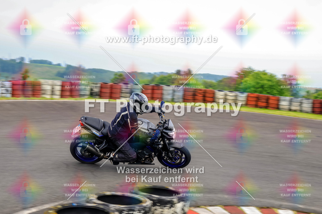 OBK-5521 | Hier findet Ihr Bilder von Touristenfahrten auf der Nürburgring Nordschleife oder von anderen Veranstaltungen die ich besucht habe. Viel Spass beim Durch Schauen 