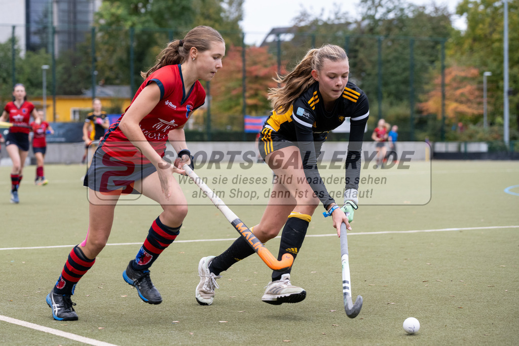 SFE_20231022_0072 | Deutsche Meisterschaft Weibliche U16 Finale Berliner HC - Harvestehuder THC am 22.10.2023 in Köln (Düsseldorfer Hockeyclub 1905 e.V.), Photo: Stephan Fehrmann 2023 (Sports-Gallery)