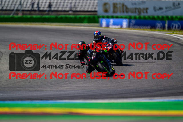 MaZZes_FotoMatrix_240615_6007705_4025 | ROT