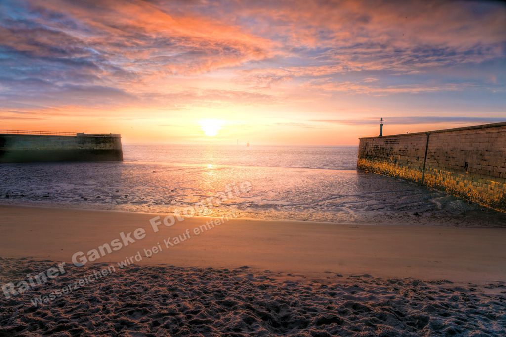 108 Wilhelmshaven Mole - 29-02-2024 -R Ganske | Onlineshop mit Bildern von Stränden, Häfen und Meer. Leinwände, Poster, Kalender und andere Materialien erhältlich. Kommerzielle Lizenzen möglich.  - Realisiert mit Pictrs.com