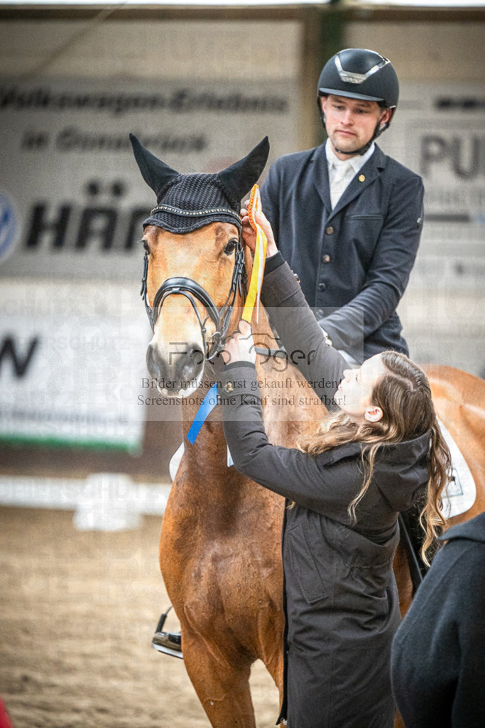 DOS_0005 | Entdecke hochwertige Reitturnierfotos von Foto Oger. Professionell, emotional und authentisch – jetzt Lieblingsmomente im Shop bestellen.Deutschlandweite Turnierfotografie. - Realisiert mit Pictrs.com