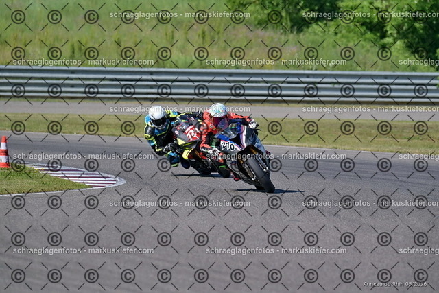 26BT02-0179 | markuskiefer.com - Realisiert mit Pictrs.com