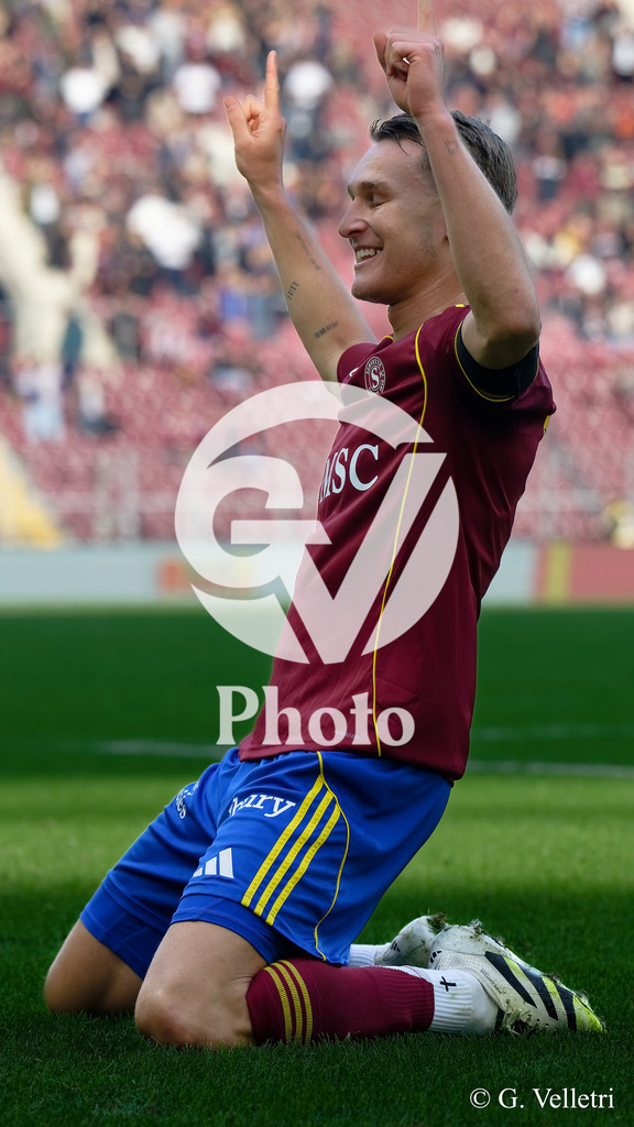 Brack Super League - Servette FC v FC Zurich |  during the Brack Super League match between Servette FC and FC Zurich at Stade de Geneve in Geneva, Switzerland