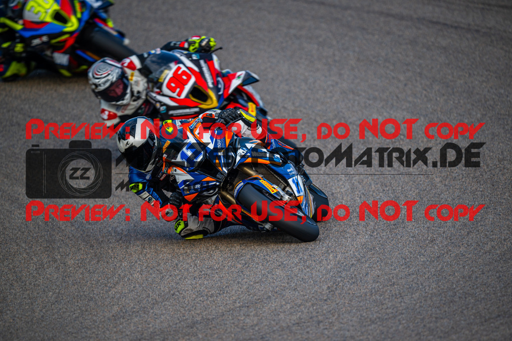 MaZZes_FotoMatrix_240504_6007705_6246 | STK1000
