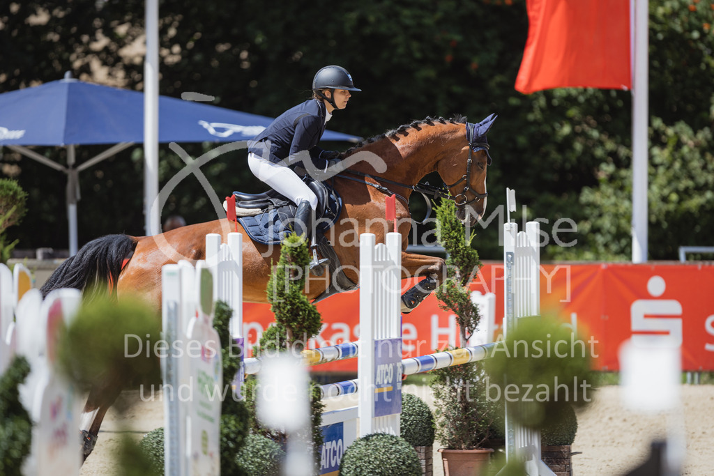 220728_BHO_BronzeTour_L-Stil_1-368 | Deine schönsten Turniermomente als professionelle Fotos! Entdecke hochwertige Pferdesport-Fotografie im Online-Shop. Jetzt Fotos finden & bestellen!